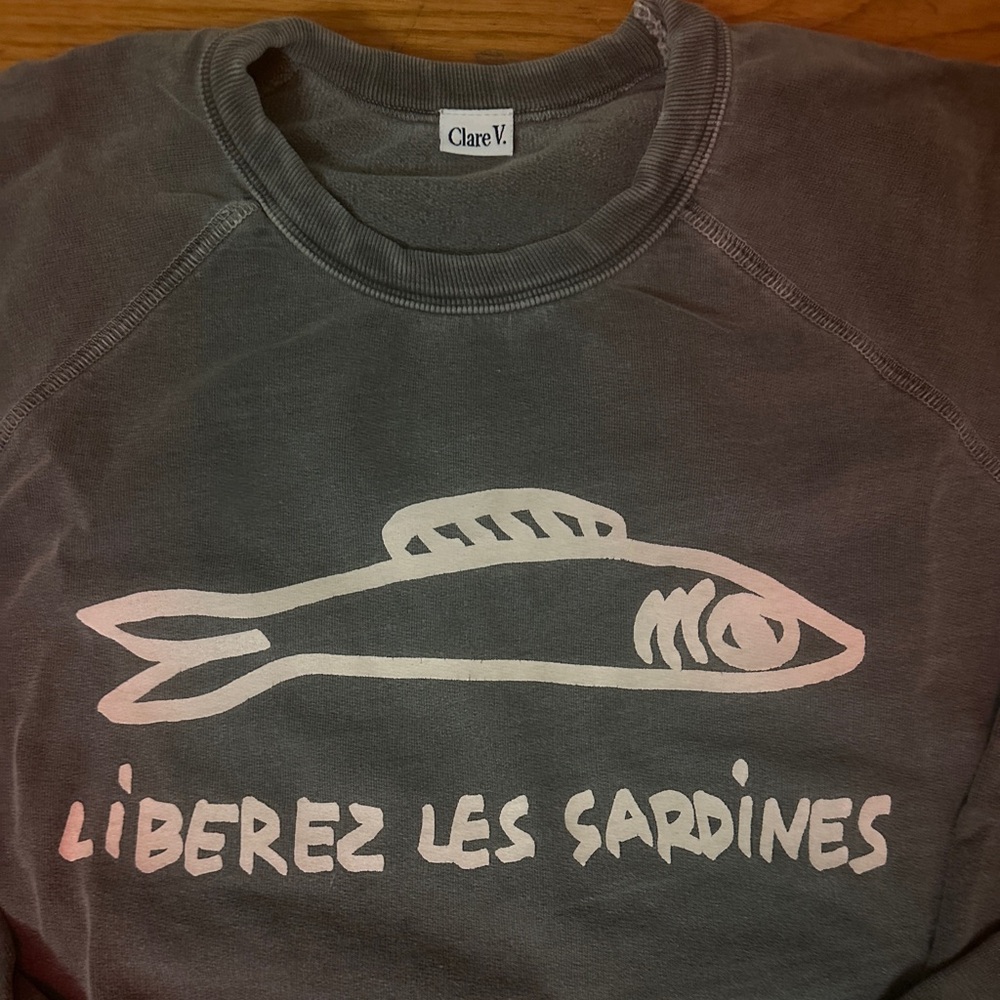 Grey “Liberez Les Sardines” Sweatshirt XS
